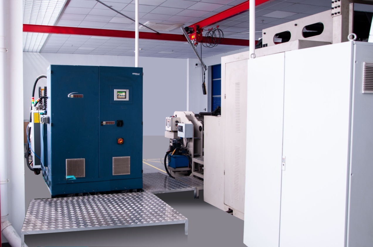 Laboratory testing equipment